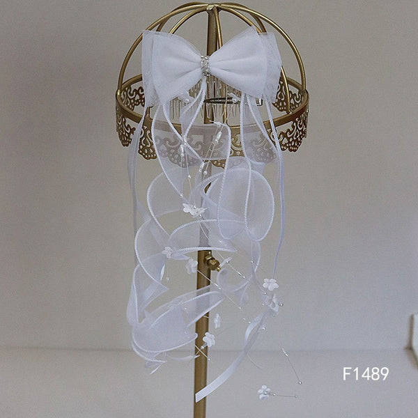 F1489 Comb with White Bow & Curly Ribbons (diamante middle)