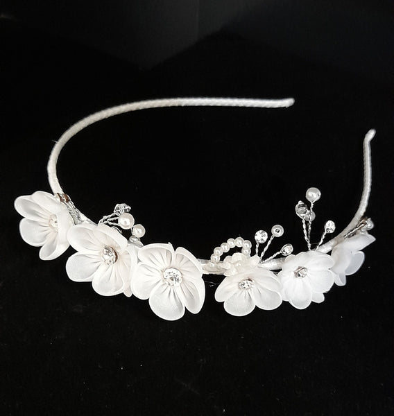 F1024 Asymmetrical White Floral Headband