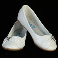 WENDY White Flat Pump Dress Shoes Junior Sizes 9 to 4