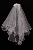 VEIL029 Veil with 4 Diamante Flowers on Comb (available in white and ivory)