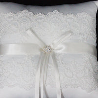 R0537 Ring Pillow (available in white and ivory)